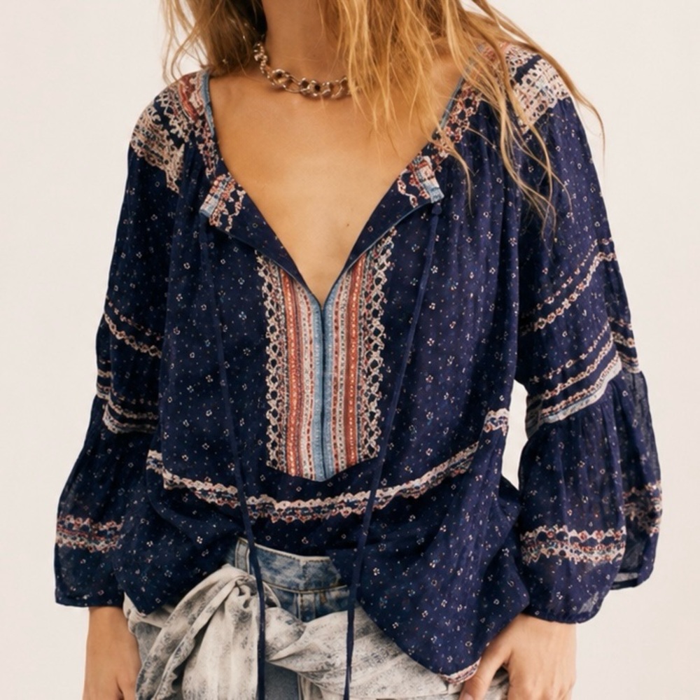 NWT Free People Talia Embroidered Starless Sky Boho Bell Sleeve Peasant Top S